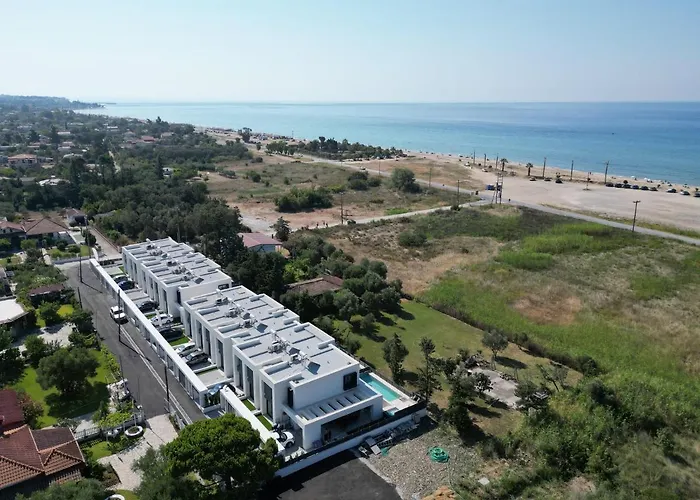 Serene Halkidiki - Cfront Private Pool 빌라 *