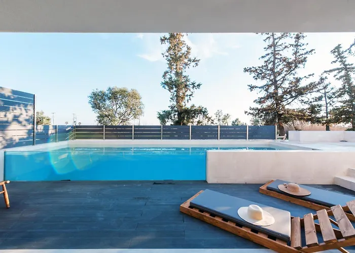 Serene Halkidiki - Cfront Private Pool 빌라 네아 이라클리아