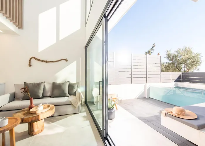 Serene Halkidiki - Cfront Private Pool